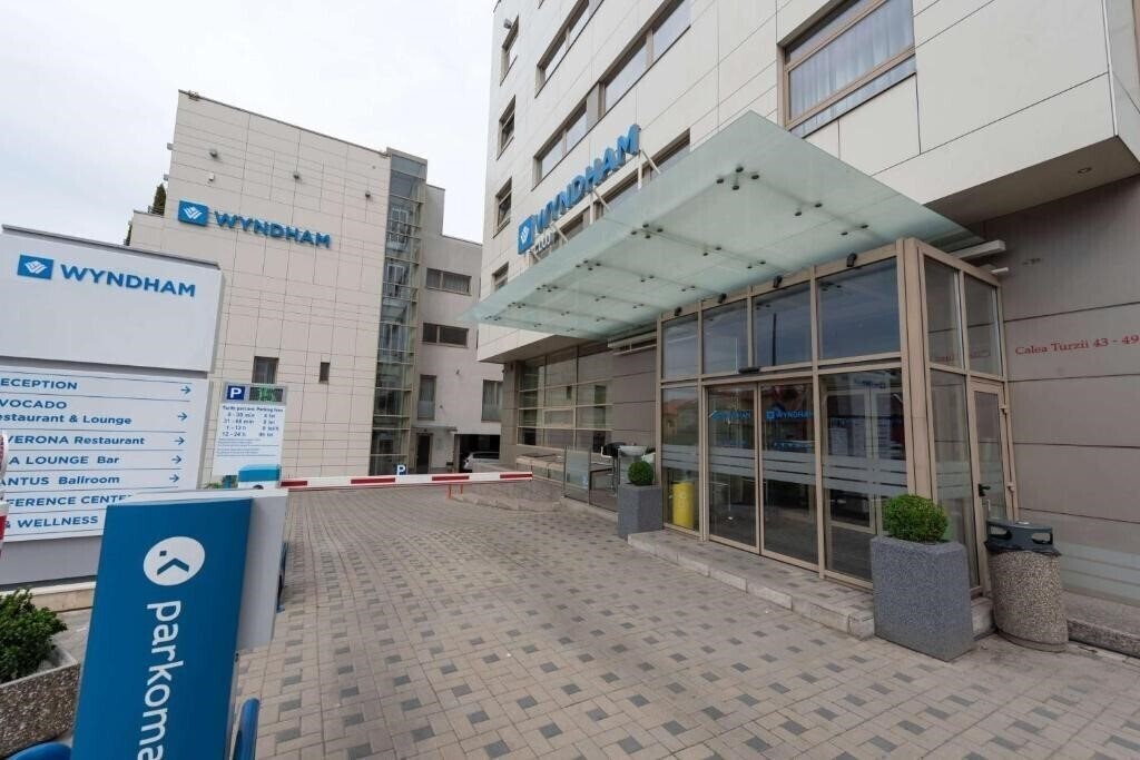 Imaginea Akantus Hotel 4*