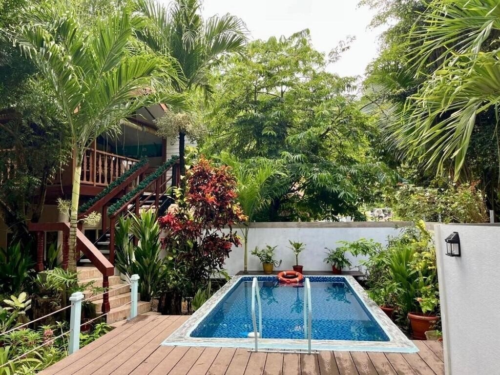 Отель Belle Des Iles + 2*