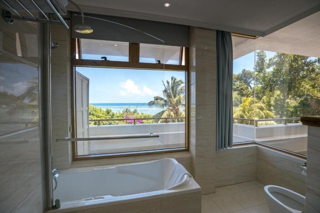 Fotografii Crown Beach Hotel 4*