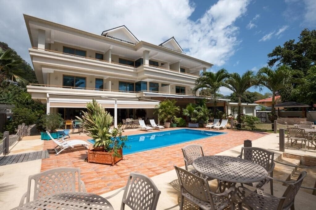 Fotografie Crown Beach Hotel 4*
