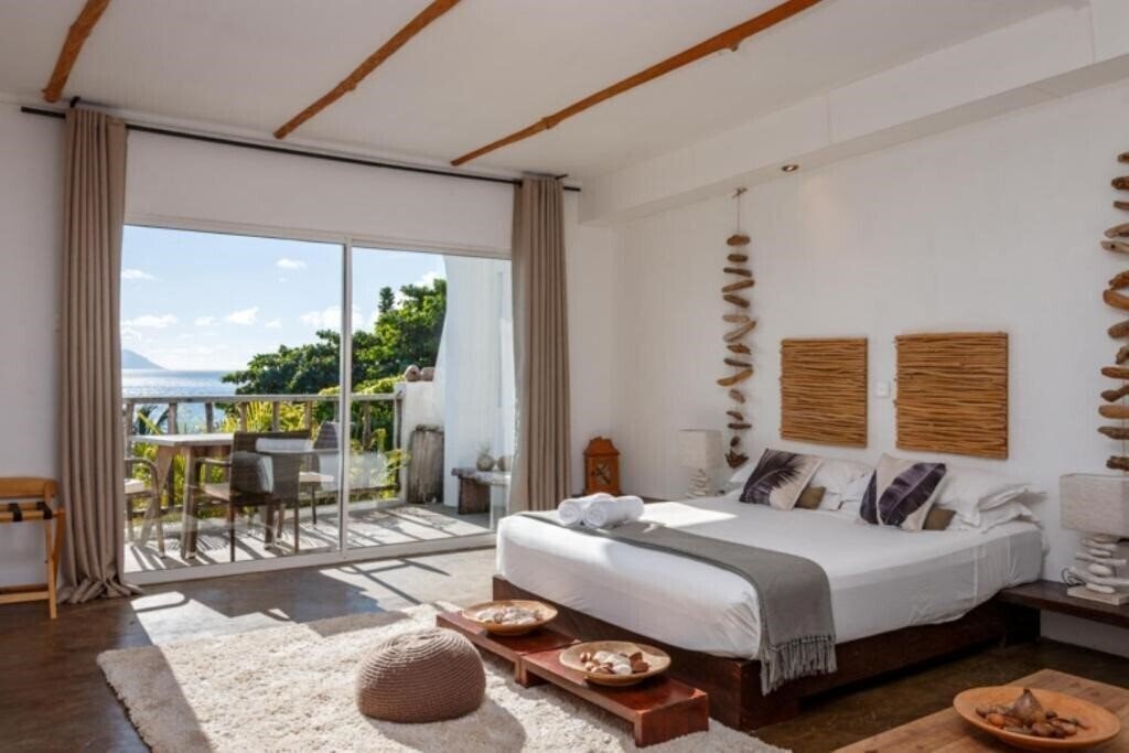 Фото Bliss Hotel - Mahe 4*