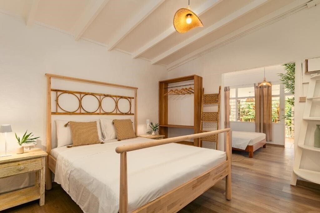 Картинка Beau Vallon Bungalows 3*