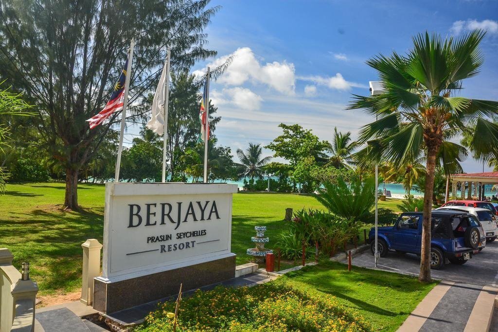 Hotel Berjaya Praslin Beach Resort 3*
