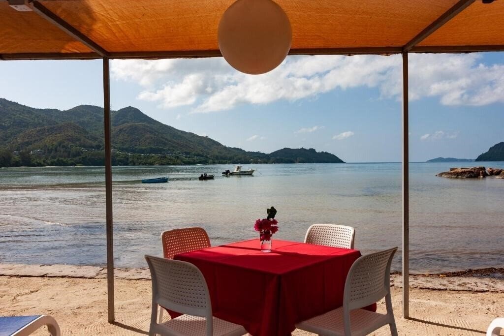 Hotel Sea View Lodge 3*