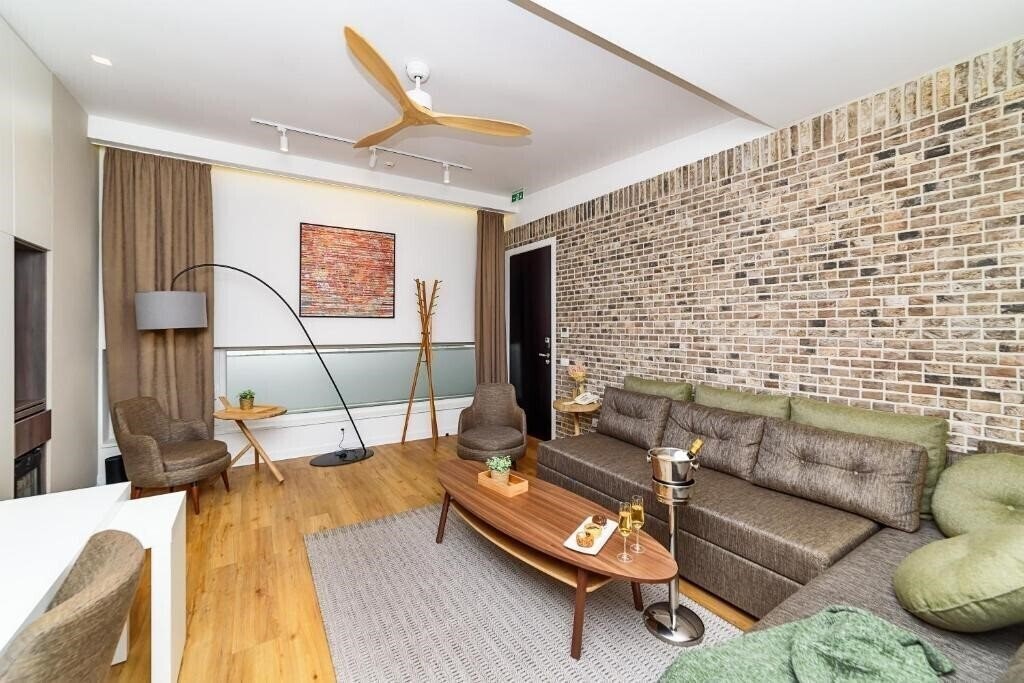 Imaginea Belgrade Inn Garni 4*