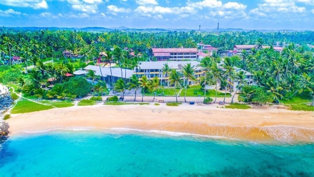 Hotel Insight Ahangama 3*