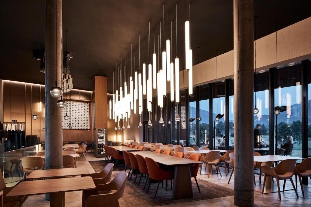 Imaginea Miura Dutch Edge Hotel 3*