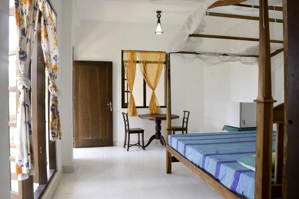 Fotografii Long Beach Guest House 3*