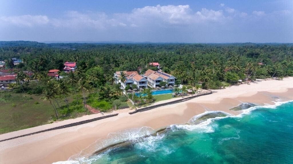 Hotel Sri Sharavi Beach Villas & Spa 5*
