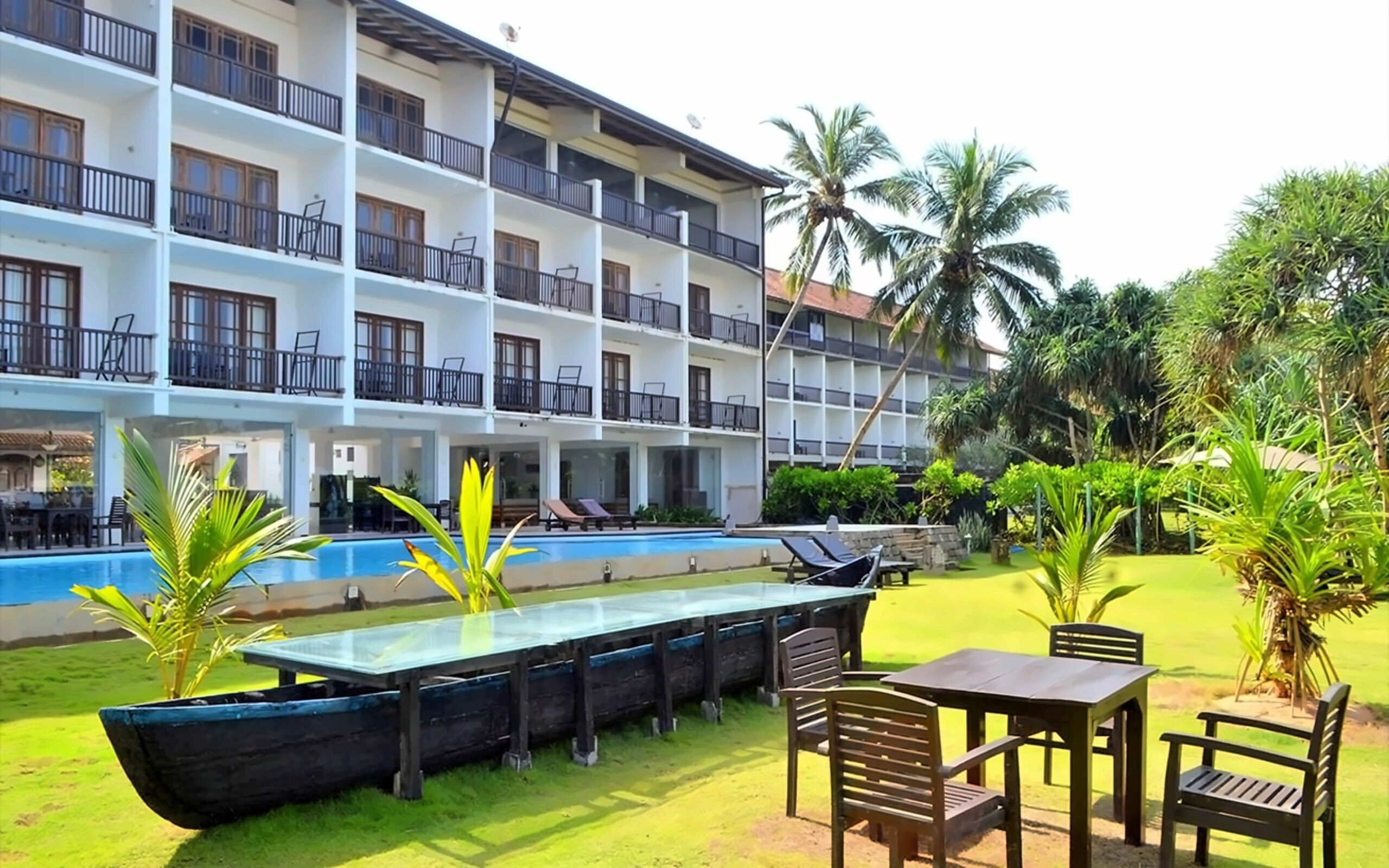 Hotel Serendib Beach Hotel 3*