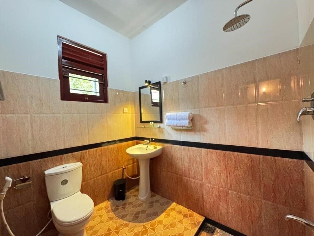 Fotografie Lira - Unawatuna 2*