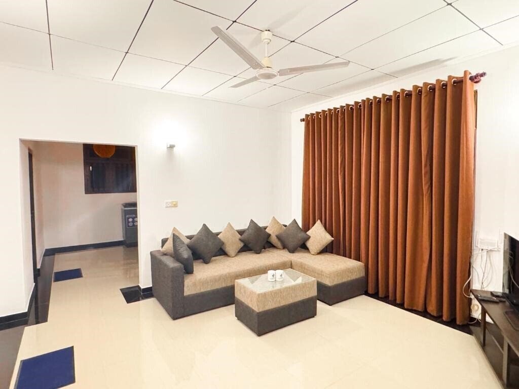 Imaginea Lira - Unawatuna 2*