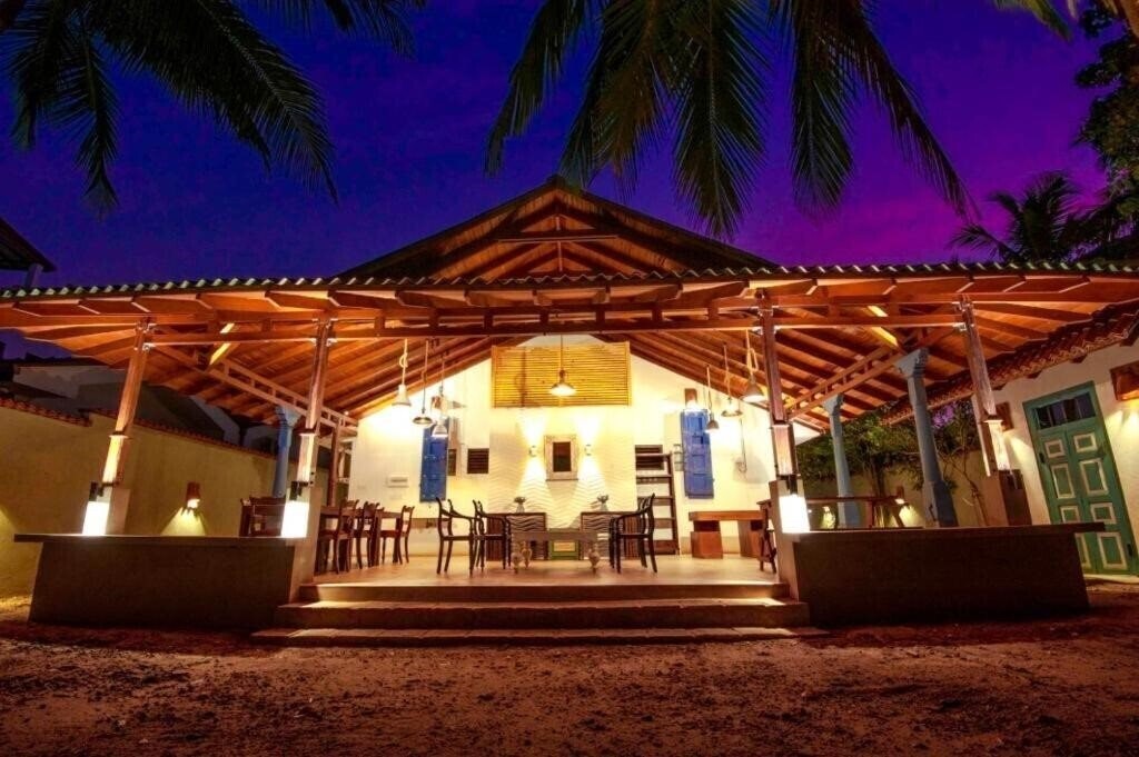 Отель Ocean Gateway Dickwella 4*