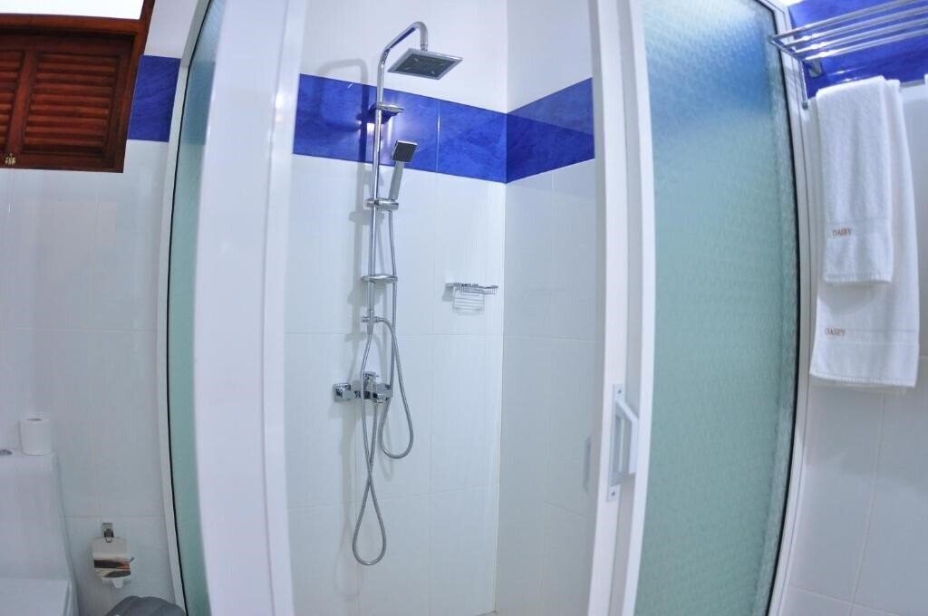 Fotografii Oasey Beach 3*