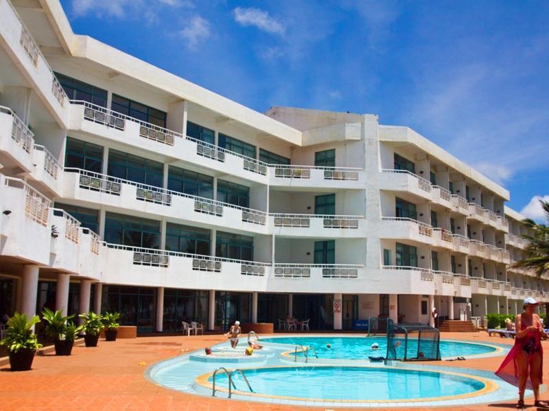 Hotel Induruwa Beach Resort 3*