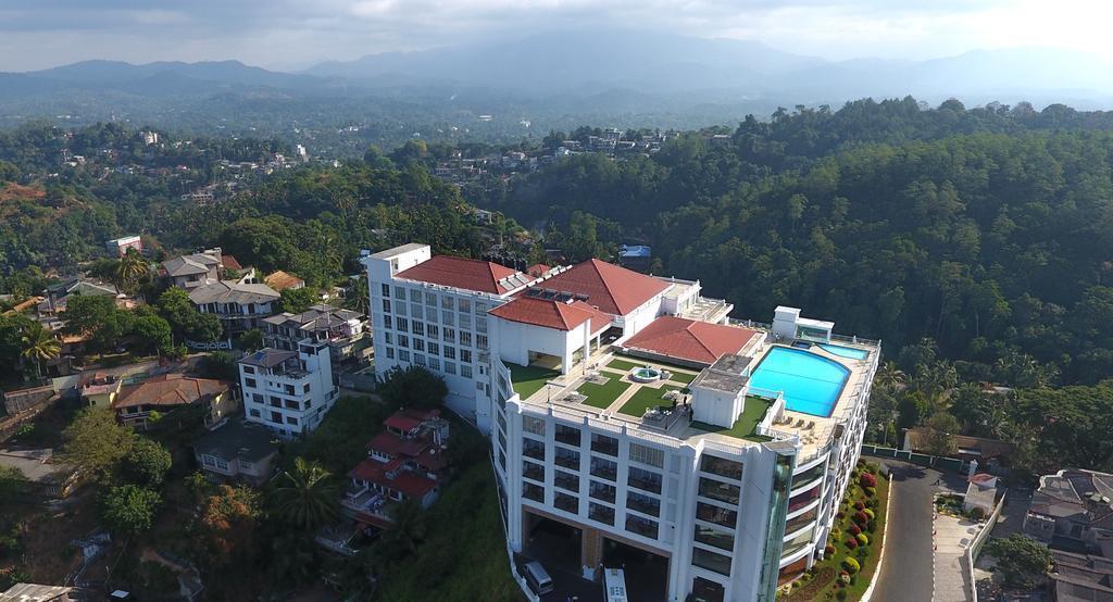 Изображение Grand Kandyan 4*