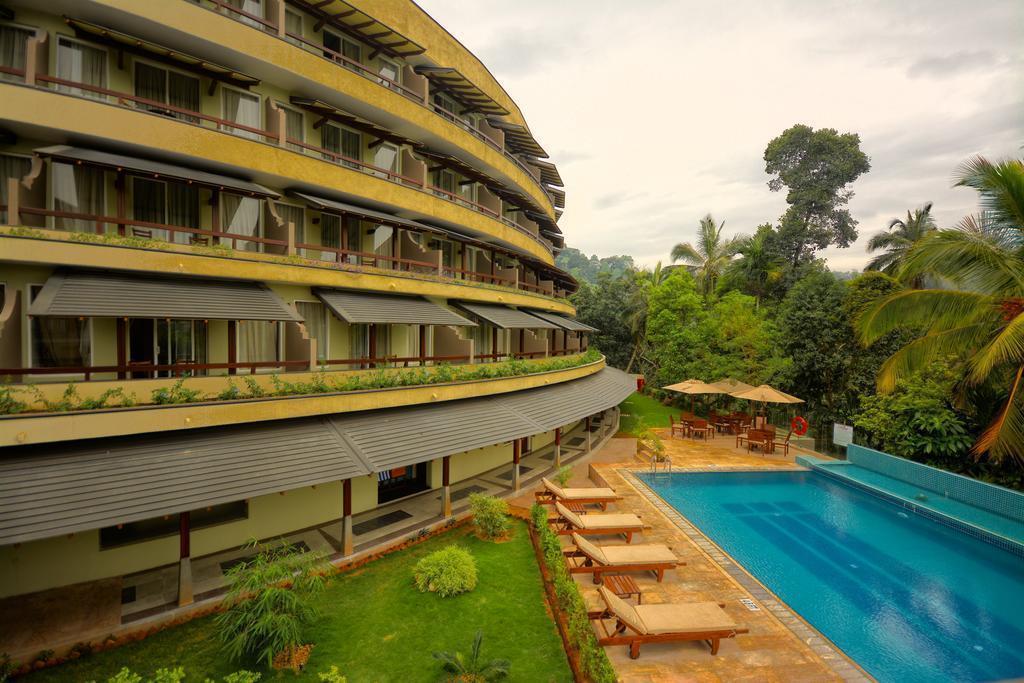 Fotografii Earls Regency 4*