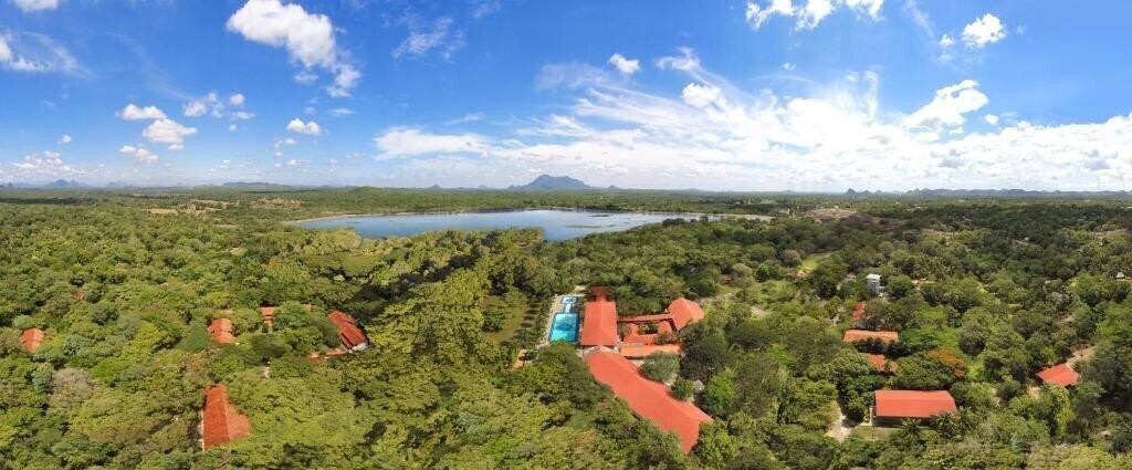Hotel Cinnamon Lodge Habarana 5*
