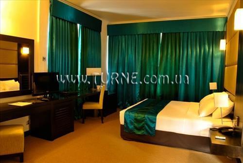 Изображение Peacock Beach Hotel 4*