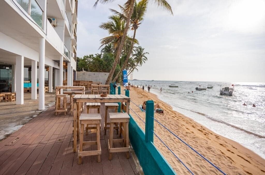 Imaginea Hikkaduwa Beach 3*