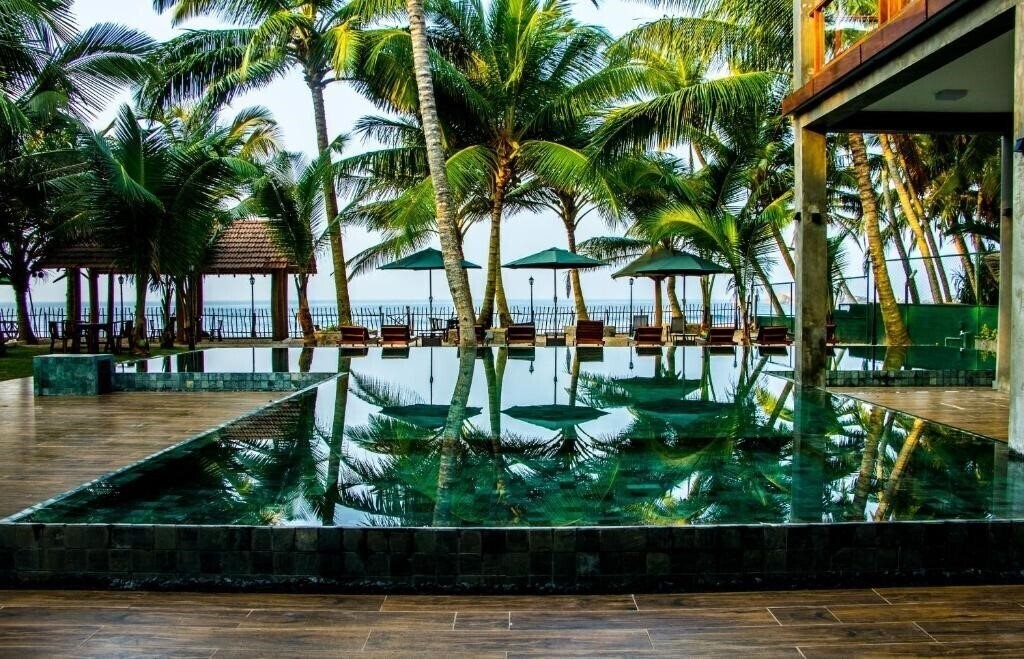 Фотография Hikka Sandy Pearl Beach Resort (ex. Fnr Villa) 3*