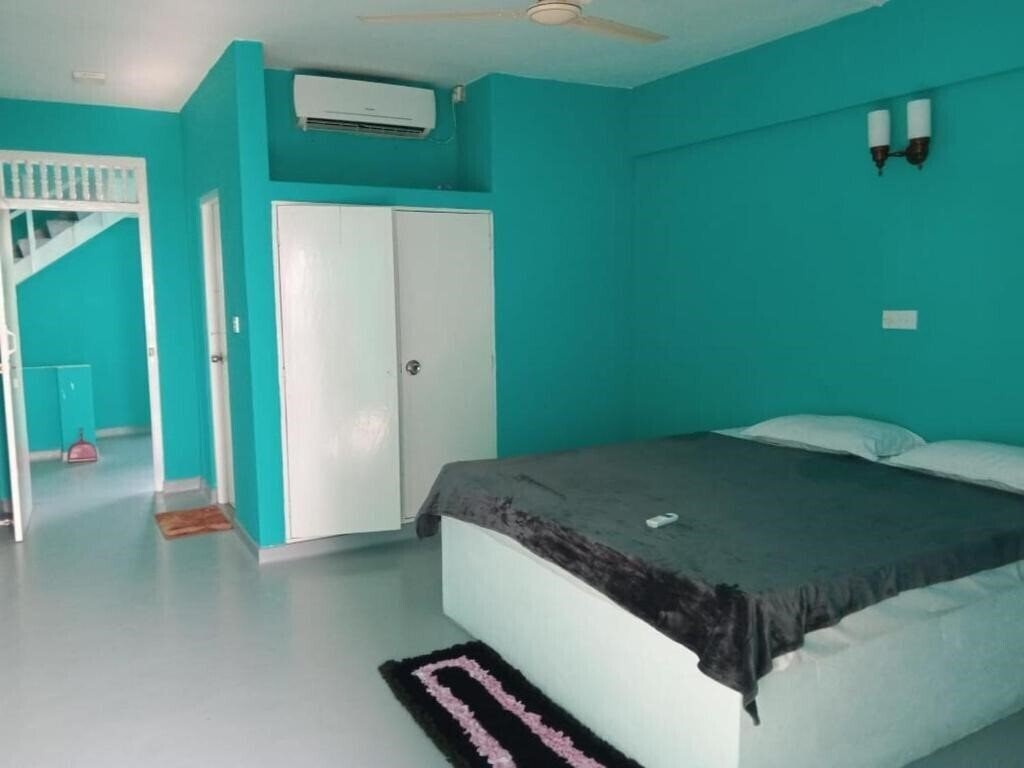 Imaginea Sea View Apartments Hikkaduwa 2*