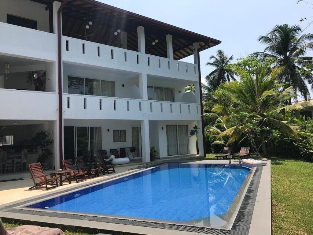 Imaginea Jippie The Villa 2*