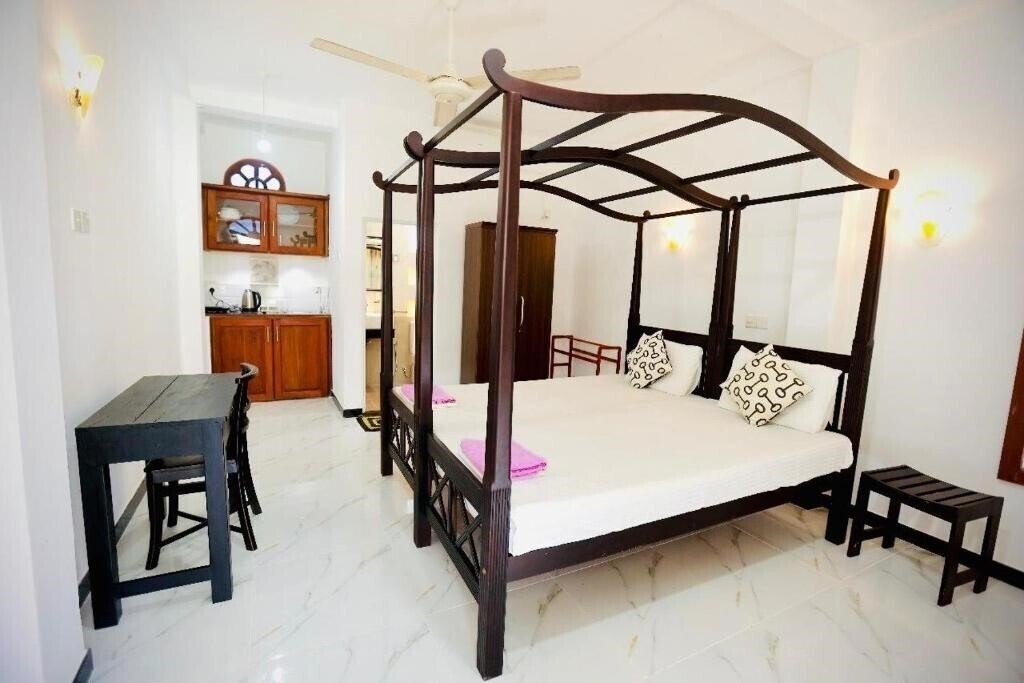 Imaginea White Horse Hikkaduwa 3*