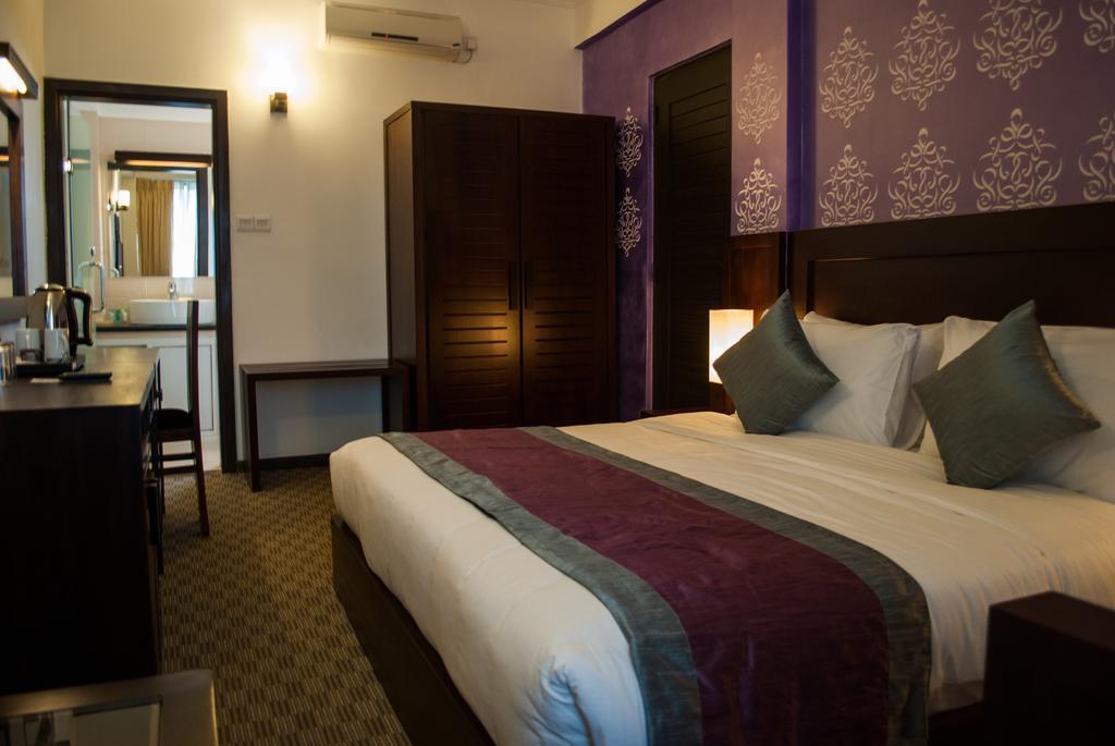 Фотография Ceylon City Hotel 3*
