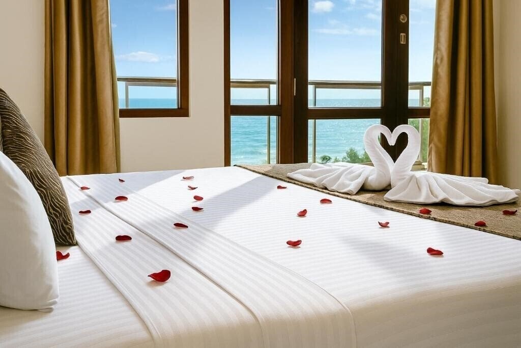 Fotografii Cocos Polhena 4*