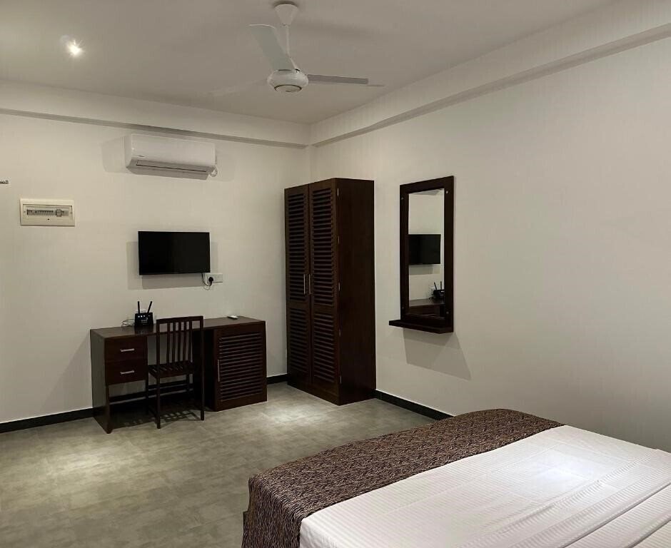 Imaginea Cocos Polhena 4*