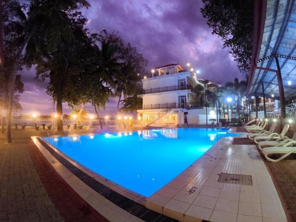 Hotel Centauria Lake Resort 3*