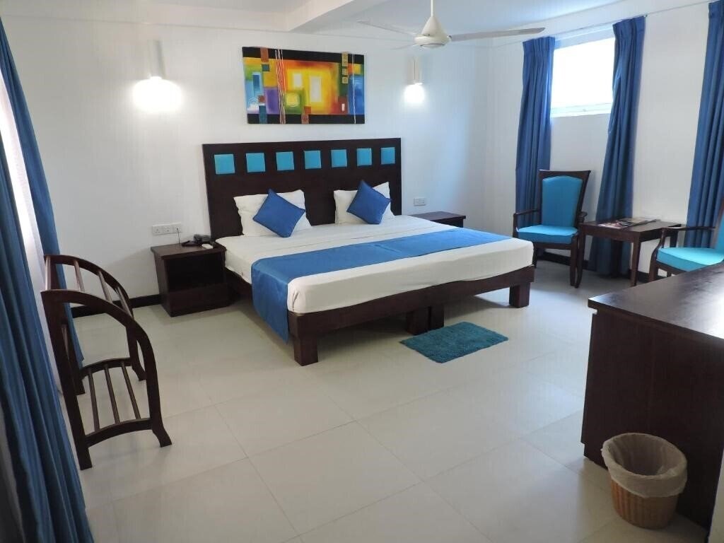 Фото Pigeon Island Beach Resort 3*
