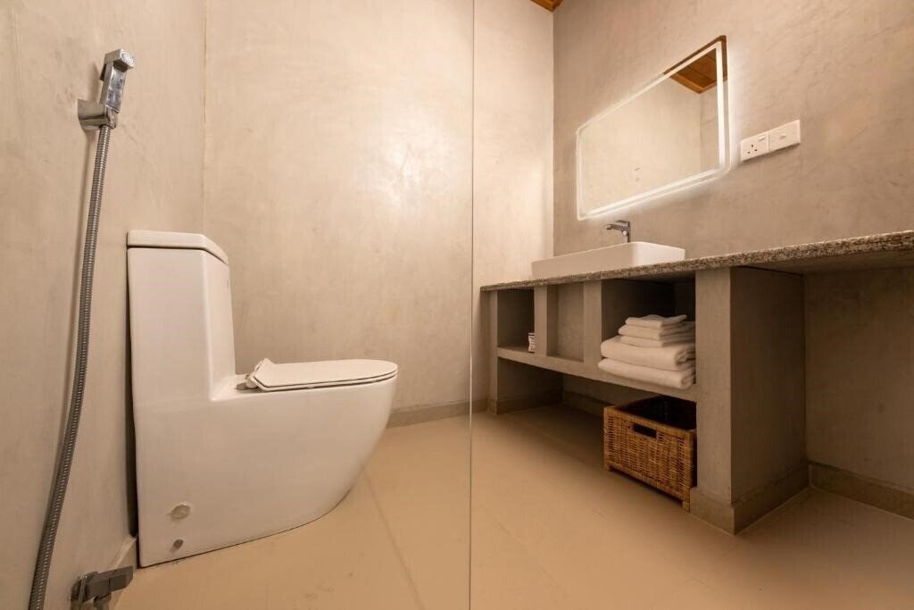 Hotel Uppuveli Beach by Dsk 4*