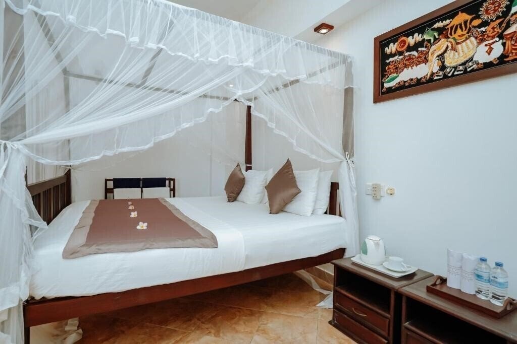 Отель Blue Sky Beach Resort 3*