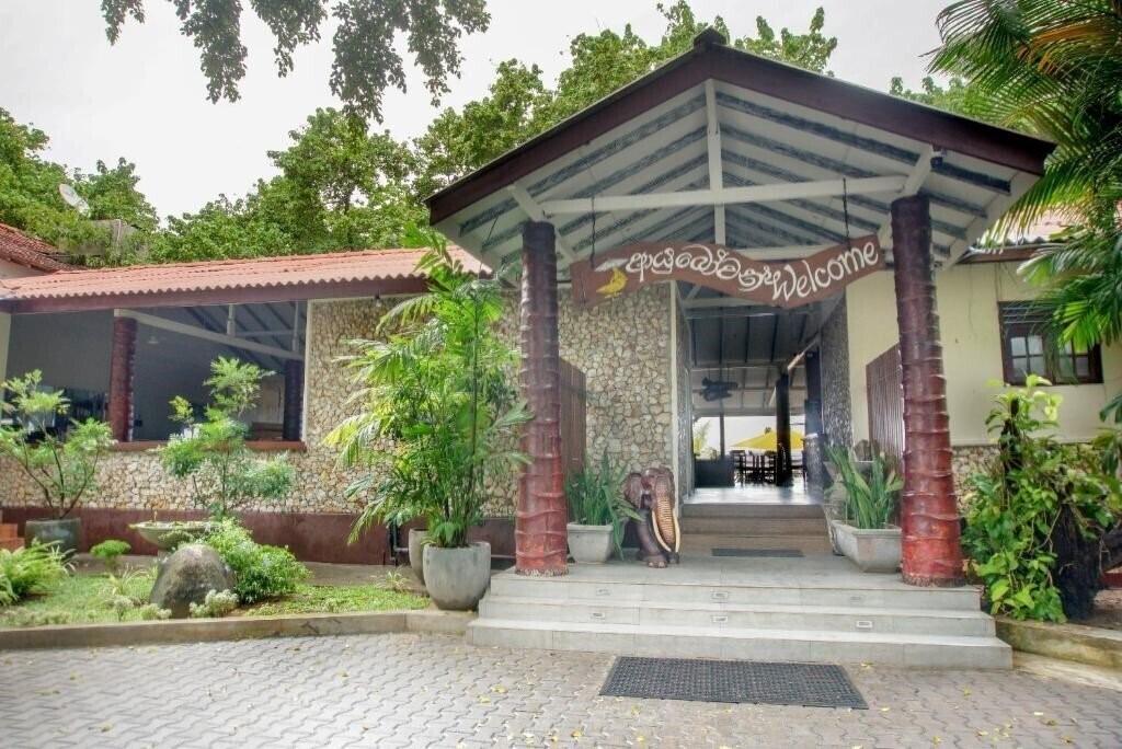 Hotel Happy Banana 2*