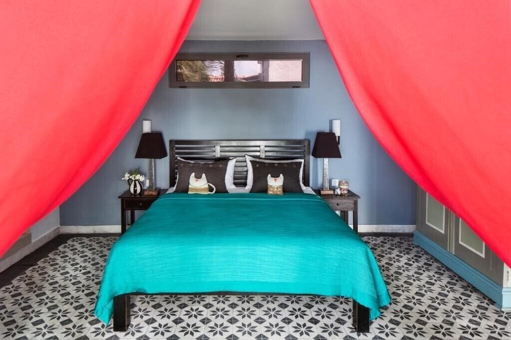 Imaginea Owl And The Pussycat Hotel (ex. Owl And The Pussycat Hotel) 4*