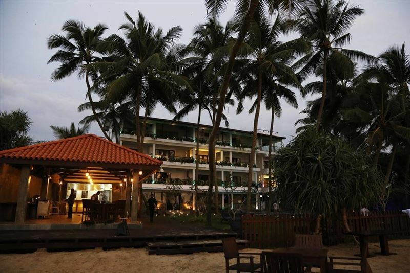 Imaginea Blue Beach Hotel Wadduwa 3*