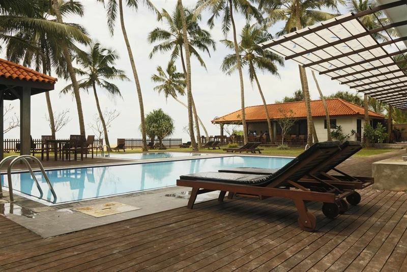 Imaginea Blue Beach Hotel Wadduwa 3*
