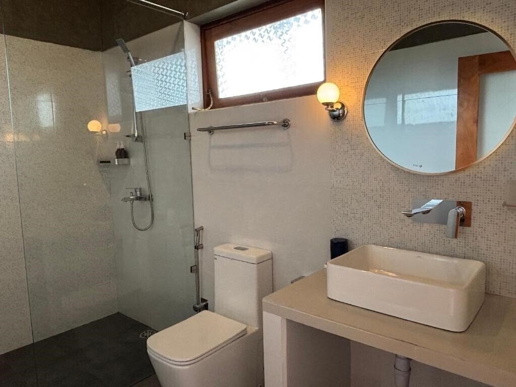 Imaginea Weligama Ocean Breeze 2*