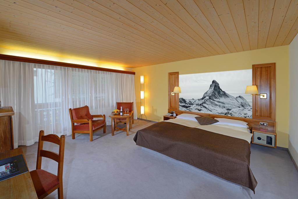 Fotografii Hotel Simi 4*