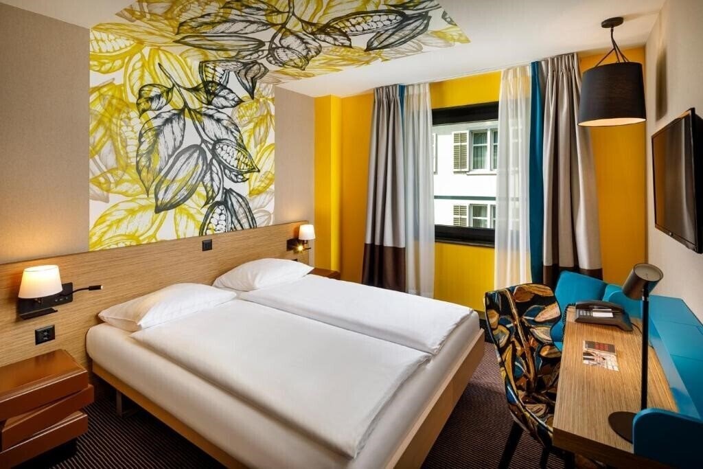 Fotografii Swiss Chocolate Zurich by Fassbind 3*