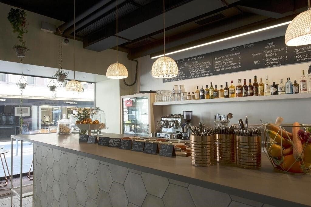 Фотография Townhouse Boutique Hotel (ex. Hotel Townhouse) 3*