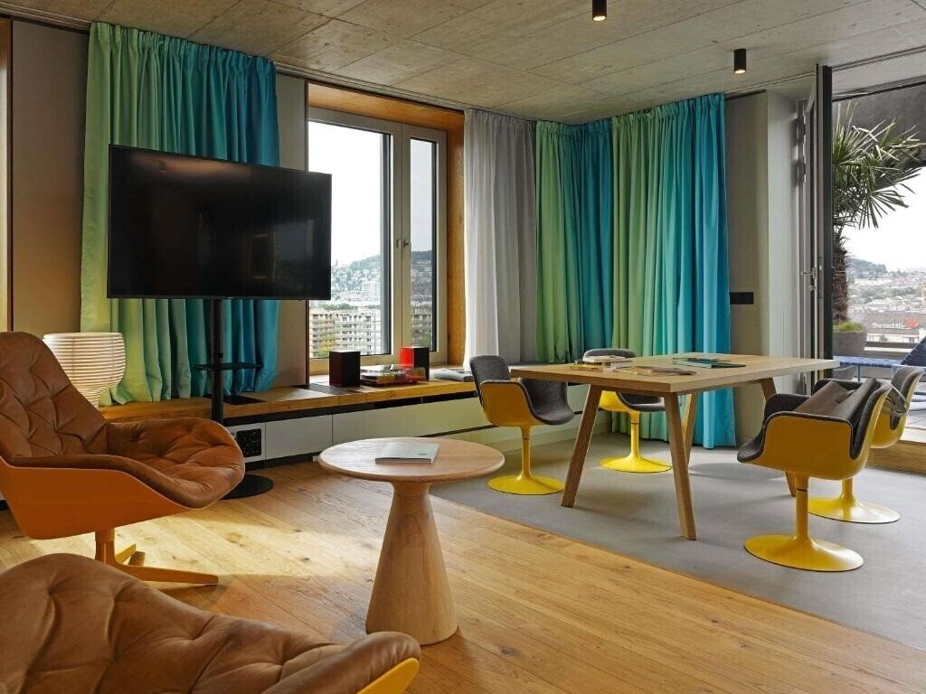 Imaginea 25hours Hotel Zurich Langstrasse 4*