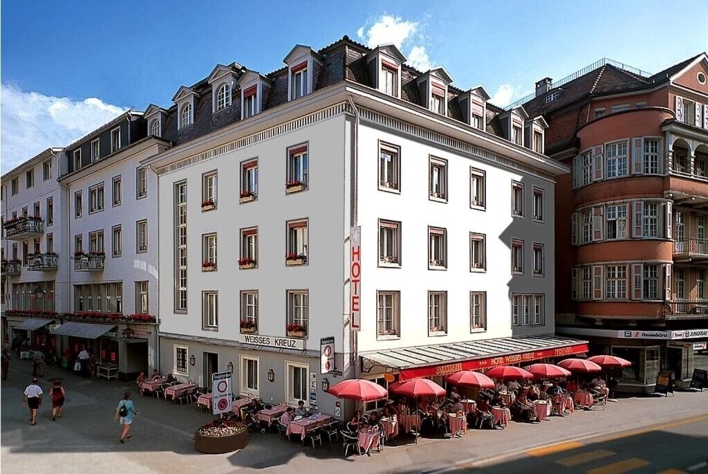 Hotel Weisses Kreuz 3*