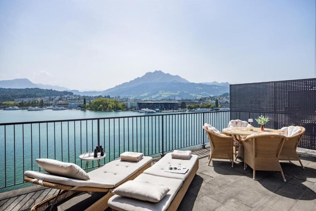 Отель Grand Hotel National Luzern 5*