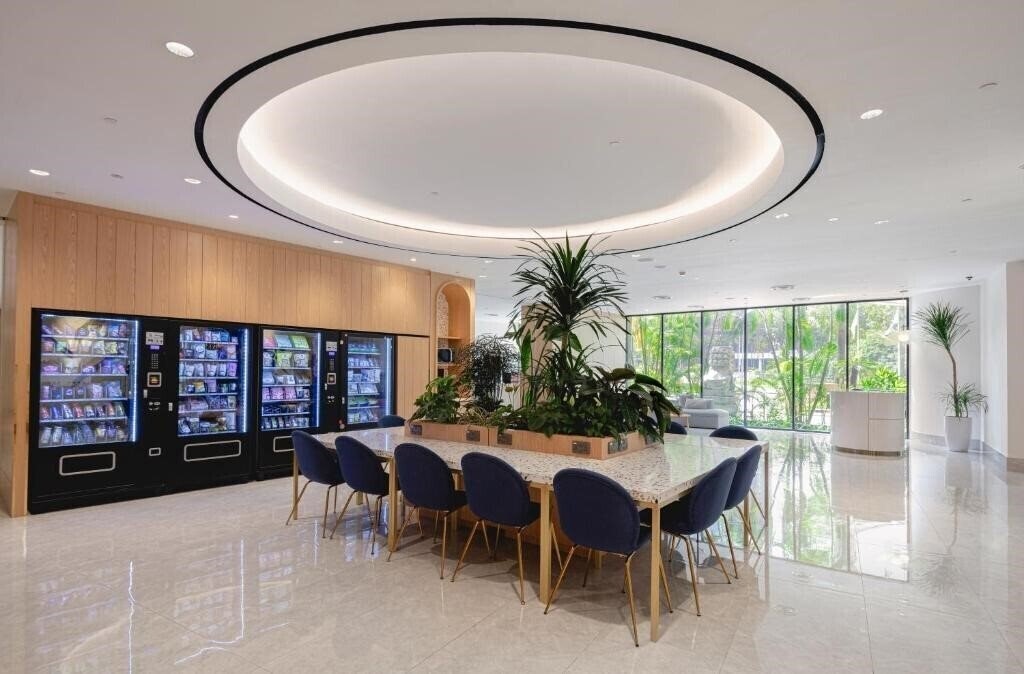 Imaginea Furama Riverfront 4*