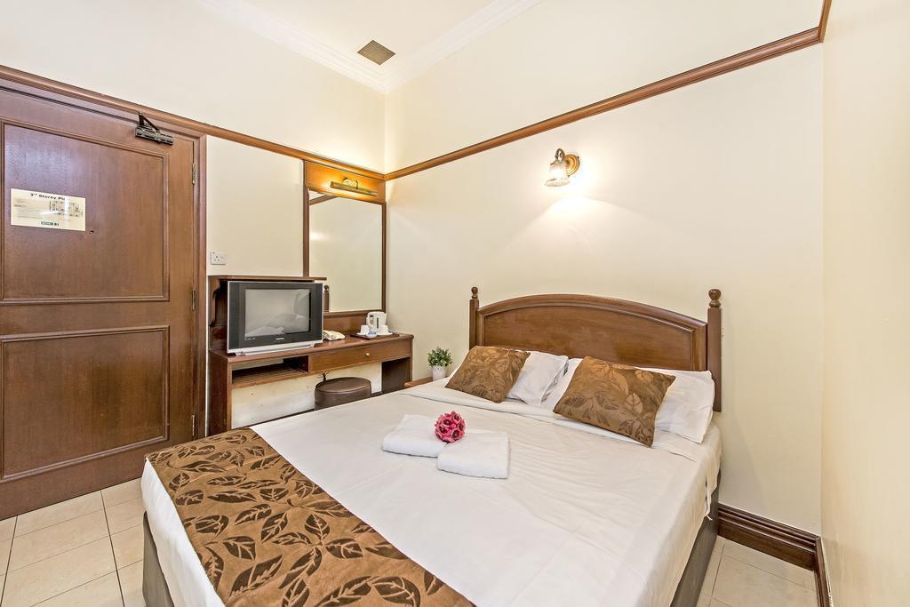 Фотография Hotel 81 Classic 2*