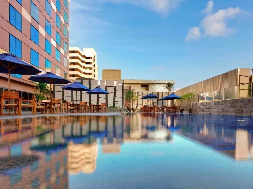 Изображение Grand Mercure Roxy 4*