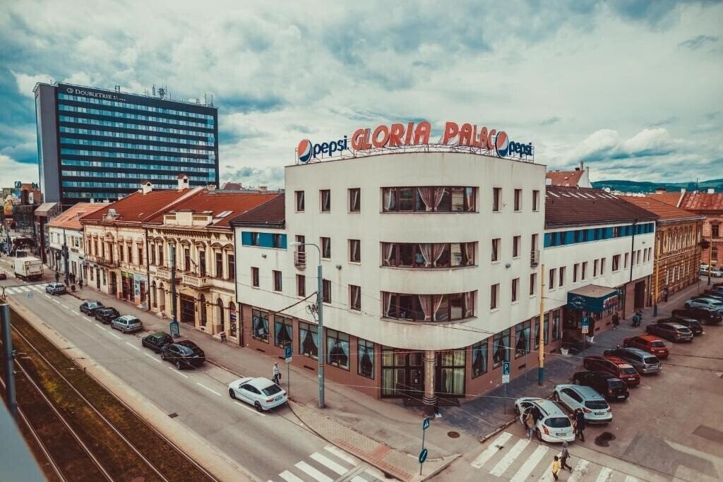 Hotel Gloria Palace 3*